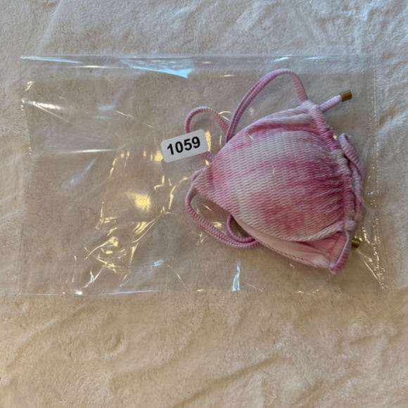 New! Vitamin A Gia Reversible Triangle Top in Pink Tie Dye 31059 - Picture 11 of 11